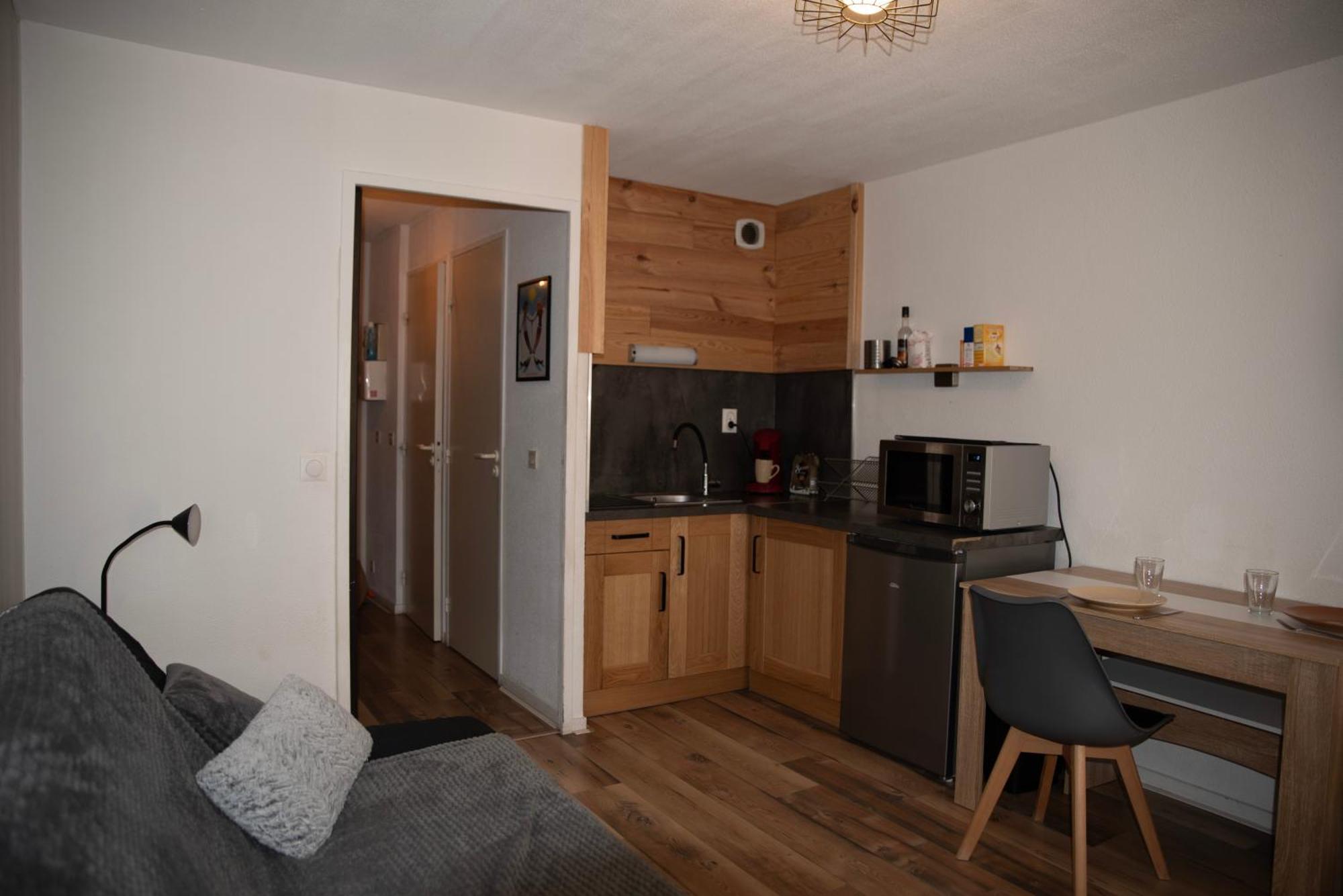 Poutran 2, Studio 4 Personnes Au Pied Des Pistes Avec Grande Terrasse Oz Exteriör bild